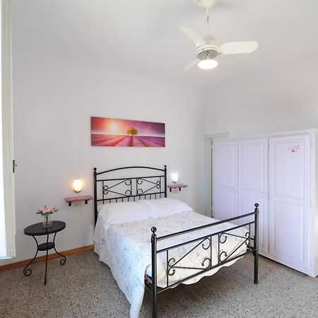 Hotel Le Giare Марина-ди-Пьетрасанта Экстерьер фото
